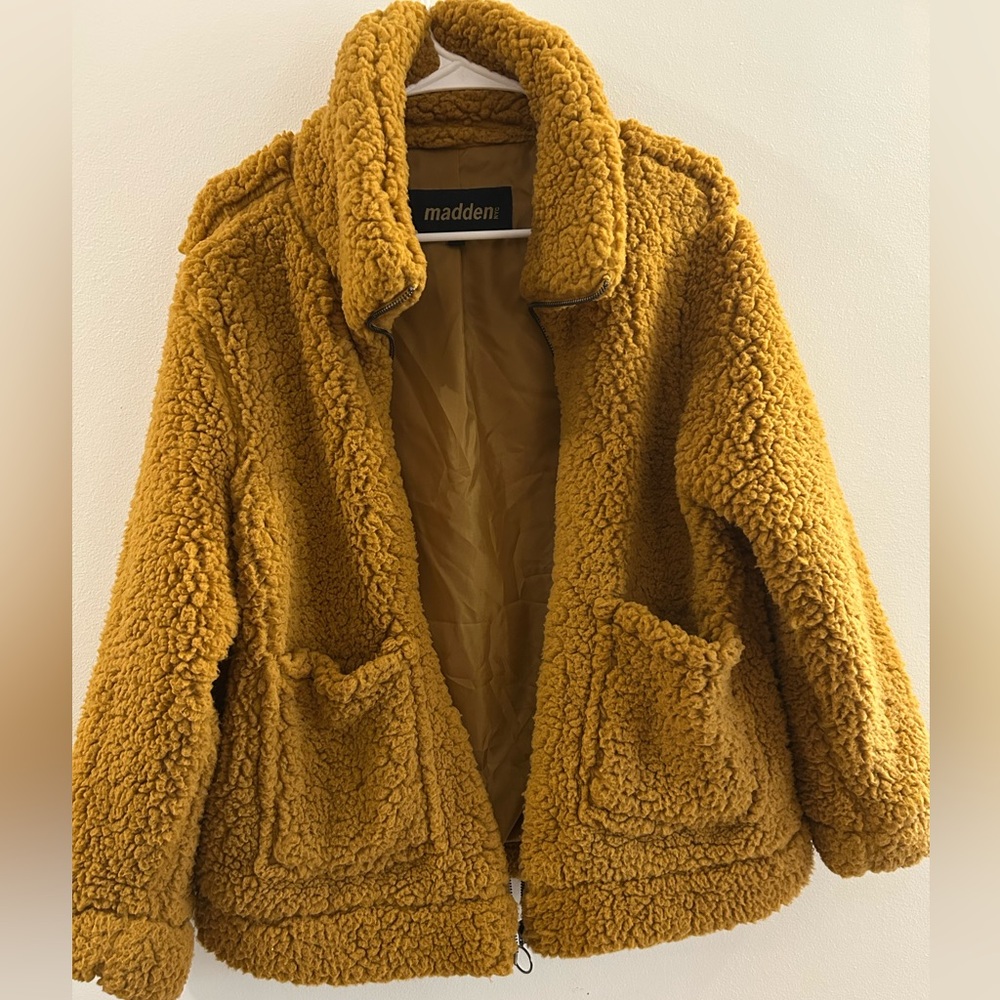 Madden NYC Teddy Jacket Full Zip Yellow Women’s Size M Fuzzy